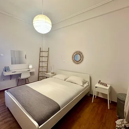 Modern 2bd With View Near Acropolis Apartment *
