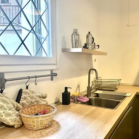 Modern 2bd With View Near Acropolis Apartment
